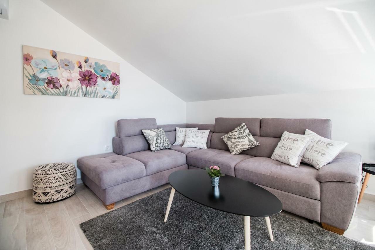 Apartment Hera With Balcony And Free Parking Zadar Eksteriør bilde