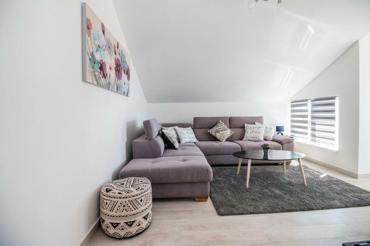 Apartment Hera With Balcony And Free Parking Zadar Eksteriør bilde